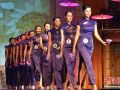 [组图]12位华姐佳丽旗袍亮相普罗旺斯