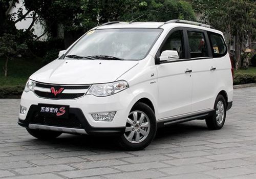 瞬间高贵 五菱宏光S推出了自动挡_业界新闻_元器件交易网