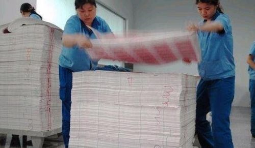 视金钱如废纸,人民币印刷厂一游(图)