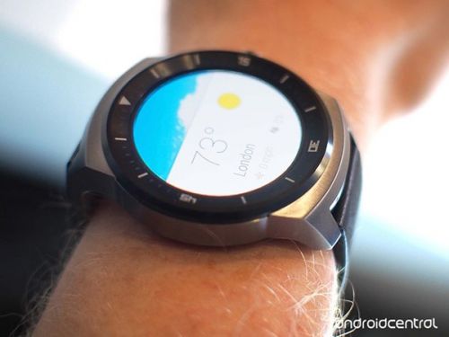 真正圆形屏幕：LG G Watch R上手试玩5