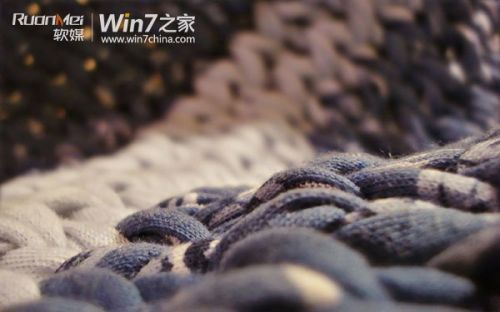 Ubuntu 14.10社区壁纸专题下载(12P)