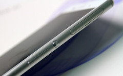 圆润设计IP68级防水 索尼Z3评测6