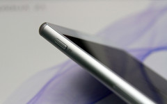 圆润设计IP68级防水 索尼Z3评测5