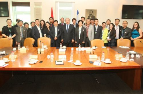 徐小平考察过的 以色列的 BAT ironSource 进驻