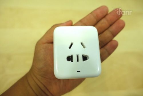 【硬件巡礼】半步家居梦:评小米插座,小蚁智能