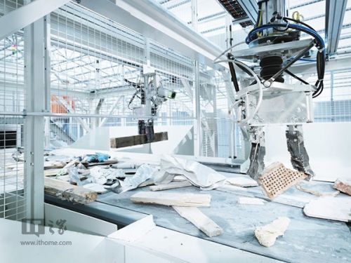 造福人类:超强悍垃圾分类机器人