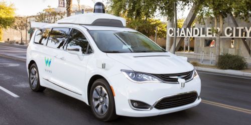 Waymo扩充无人驾驶车队 新订6.2万辆电动汽车0