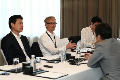 高通两位技术大拿谈AI部署：下个战场是高能效硬件1
