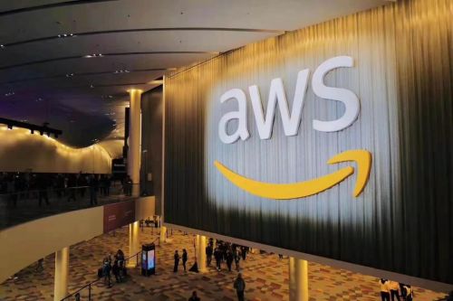 亚马逊云科技发布五项Amazon QuickSight全新功能简化BI运营0