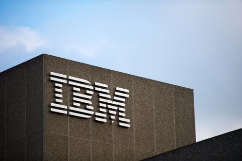 IBM第二季度营收155亿美元，软件和咨询业务增长强劲0